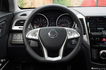 2015款蒂维拉 1.6L自动两驱致炫版