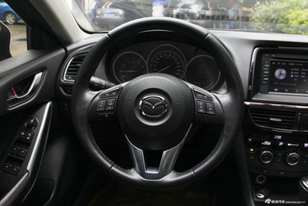 2015款阿特兹2.0L自动蓝天尊贵版