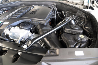 2013款宝马7系实拍