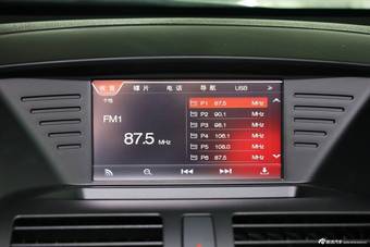 2015款奔腾X80 2.0L自动豪华型到店实拍