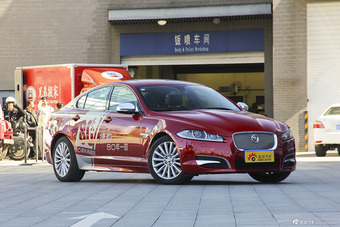 2015款捷豹XF3.0自动SC R-Sport豪华版