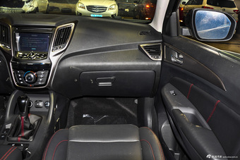 2016款长安CS75 2.0L手动领先型国5