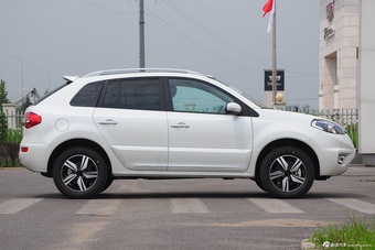 2015款科雷傲2.5L四驱舒适版