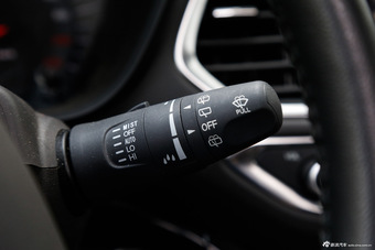 2015款传祺GS4 200T G-DCT尊贵版