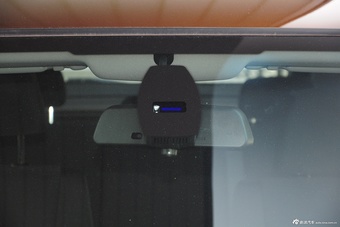 2015款宝马X1 sDrive18i时尚晋级版