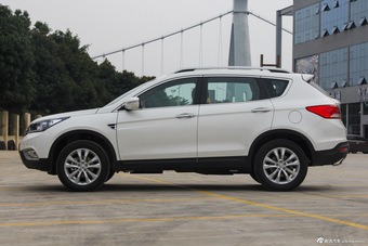 2015款风神AX7 2.0L自动智逸型