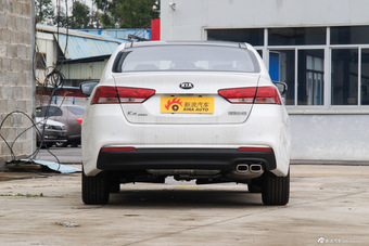 2015款起亚K4 1.8L自动DLX Special