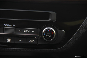 2015款起亚K4 1.8L自动DLX Special