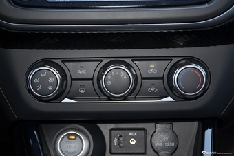 2016款蓝鸟1.6L自动智炫版