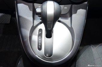 2015上海车展：马自达2