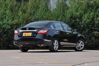 2015款天籁2.5L XL-NAVI Tech欧冠智享版