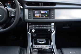 2016款捷豹XF 3.0T自动两驱风华版