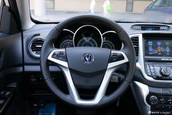 2015款逸动纯电动尊贵型