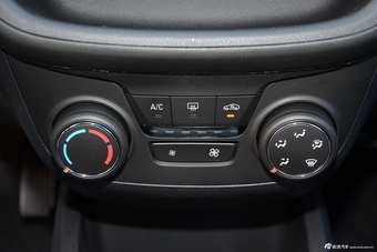 2016款雪佛兰乐风RV 1.5L自动智行版