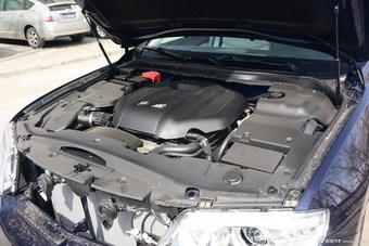 2015款红旗H7 1.8T自动豪华型