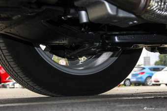 2015款荣威360 1.5L自动豪华版