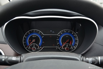 2016款海马V70 2.0L手动适·宜型 5座