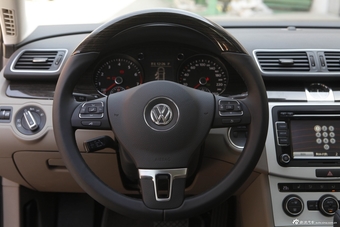 2013款迈腾2.0TSI尊贵型