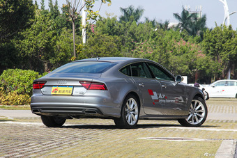 2016款奥迪A7 3.0T自动50TFSI quattro舒适型