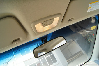 2010款新赛欧三厢1.4L手动优逸版