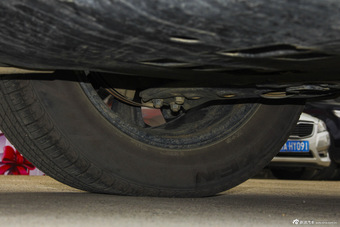 2015款索兰托L  2.2T自动柴油四驱精英版 7座