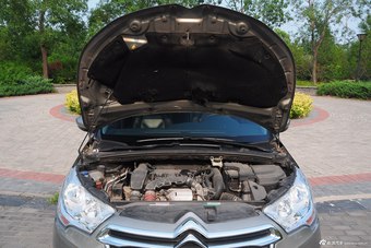 2014款雪铁龙C4L 1.6THP自动智驱劲智版