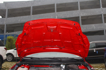 2013款福克斯两厢经典1.8L手动时尚型