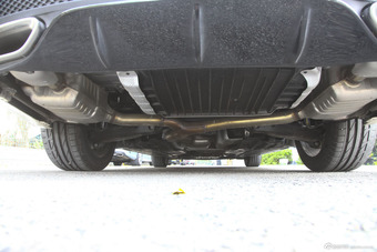 2015款奔驰C级C200 2.0T自动运动版 4MATIC