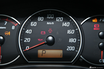 2013款雨燕1.5L自动运动型