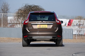 2015款沃尔沃XC60 2.5T T6 AWD智越版