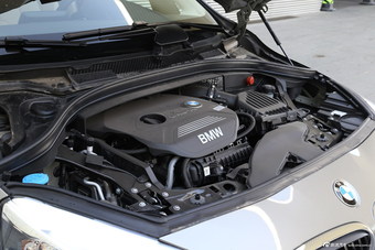 2015款宝马2系Active Tourer 218i 运动设计套装
