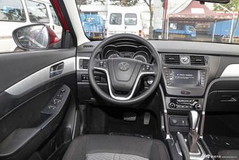 2016款北汽绅宝X55 1.5T自动CVT舒适版