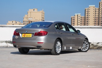 2015款宝马5系525LI领先型