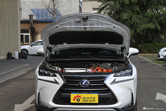 2015款雷克萨斯NX 300h全驱锋致版