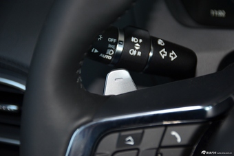 2016款捷豹F-PACE 3.0T自动R-SPORT 运动版