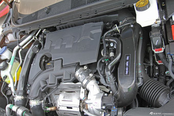 2014款东风标致408 1.6T自动尊贵版