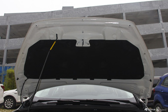 2015款福克斯两厢1.5T自动精英型