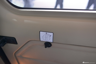 2014款江铃福特新世代全顺