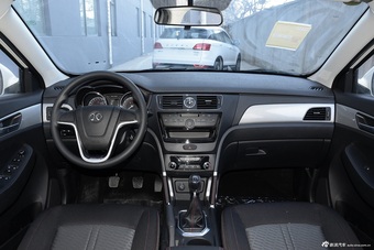 2016款北汽绅宝X55 1.5L手动标准版图片