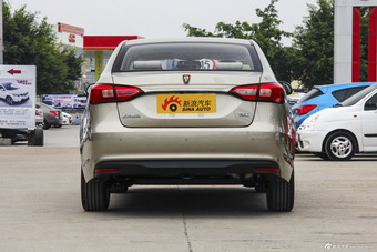 2015款荣威360 1.5L自动豪华版