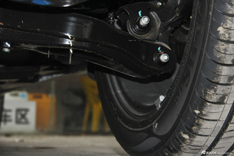 2014款起亚K4 1.8L自动DLX