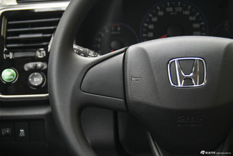 2015款锋范 1.5LCVT豪华版