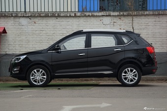 2016款宝骏560 1.8L手动精英型