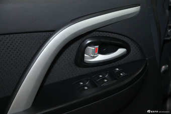 2014款长安CX20 1.4L手动运动版