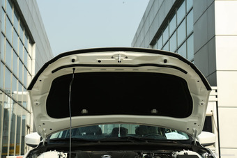 2016款马自达3昂克赛拉1.5L手动三厢舒适型