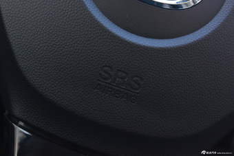 2015款马自达8到店实拍