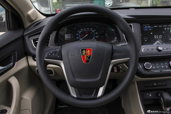 2015款荣威360 1.5L自动豪华版