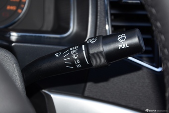 2016款吉利远景1.5L手动幸福版