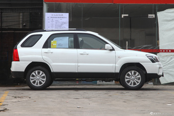 2013款狮跑 2.0L手动两驱GL