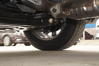 2015款智跑 2.0L手动两驱GLS